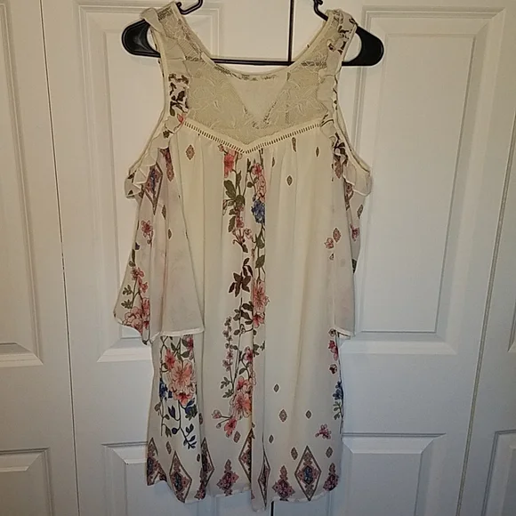Floral Off the Shoulder White Lace Dress Size Medium Easter Boho - Picture 4 of 7